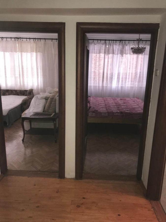 Feel Like Home Guest House Сараево Экстерьер фото